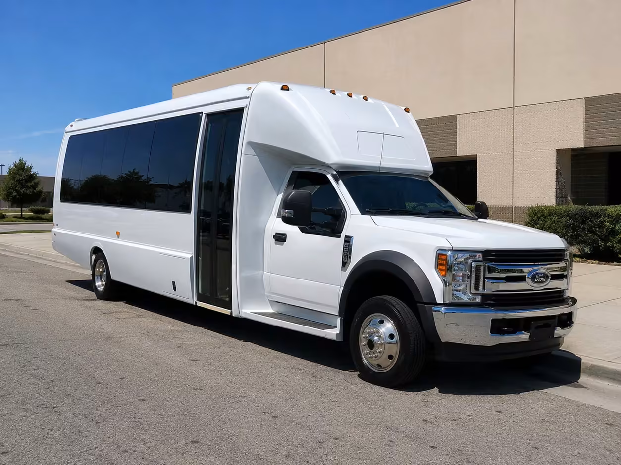 15 35 passenger minibus